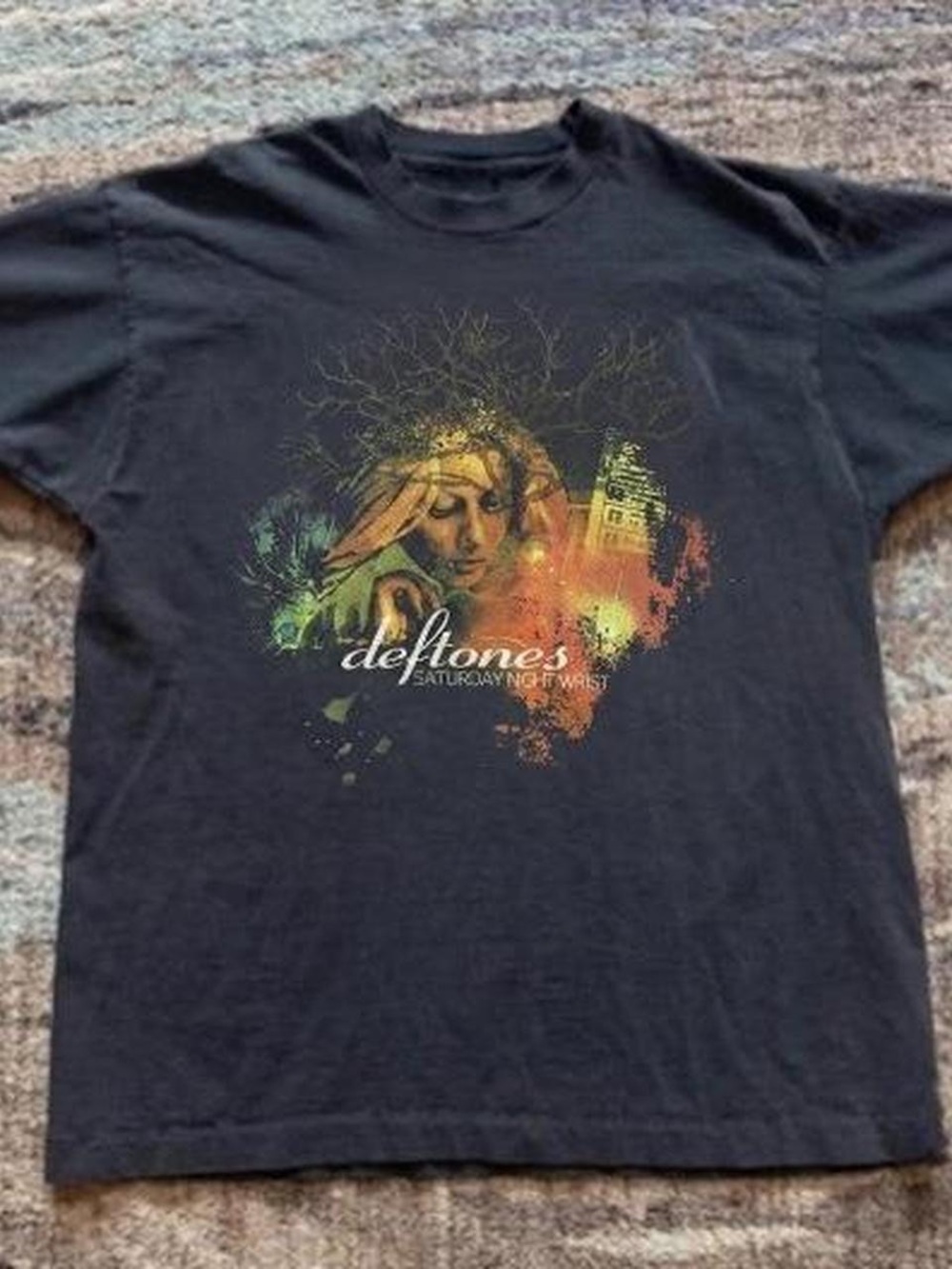 Gildan Black Deftones Graphic Tee with Orange and Green Art